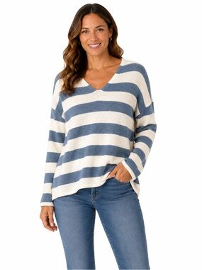 ONLY Striped V-Neck Sweater in Ivory and Blue
